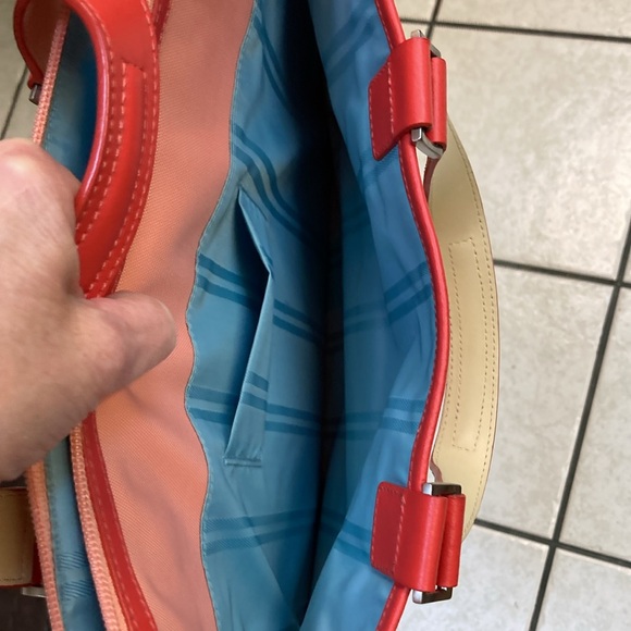 TUMI Laptop Case. Vibrant 2 tone orange/cantalope colors. Shoulder strap. EUC. - Picture 15 of 16